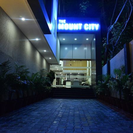 เดอะ เมาน์ ซิตี้ ใกล้สถานกงสุลสหรัฐอเมริกา Hotel เชนไน ภายนอก รูปภาพ