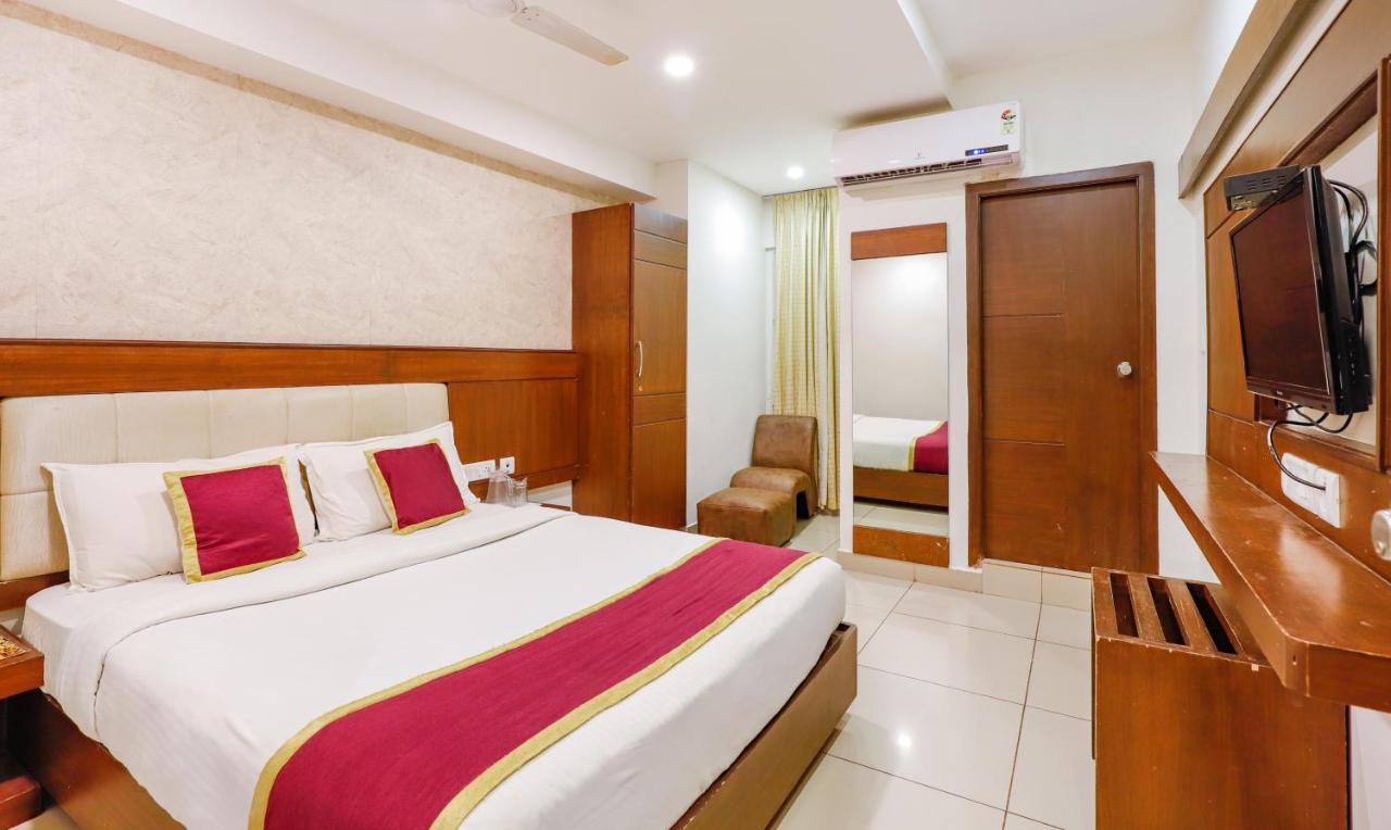 เดอะ เมาน์ ซิตี้ ใกล้สถานกงสุลสหรัฐอเมริกา Hotel เชนไน ภายนอก รูปภาพ